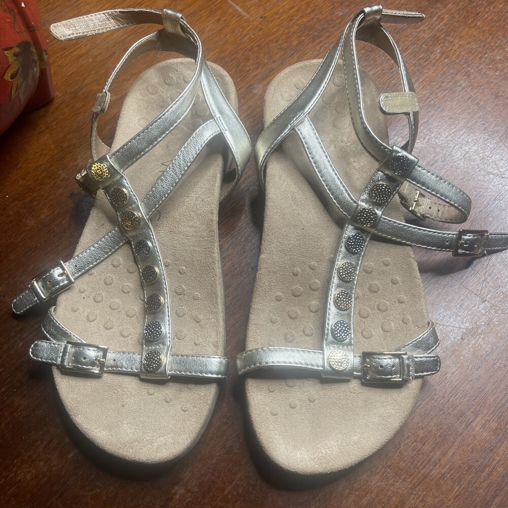 New Vionic Hailey Gladiator Sandals Womens 9M Gold Leather Gold Buckle T Straps